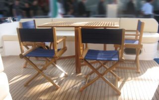 FTZ | Grating teak tables