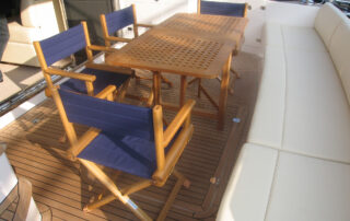 FTZ | Grating teak tables