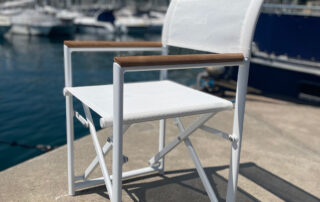 NAUSICAA ARM TEAK | White